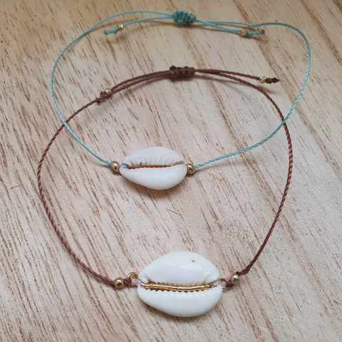 Bracelet Cauri cordon